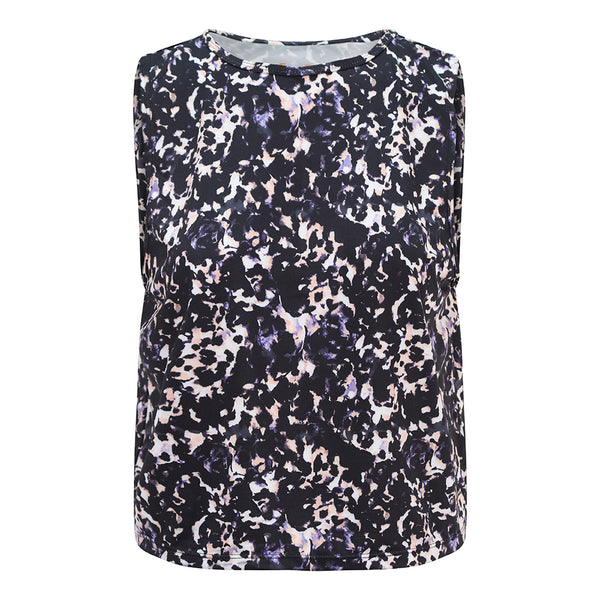 Our stylish Swing Vest features:  Lightweight and sweat wicking fabric.  Loose fit, sits on the hip.  Each vest has been made from 6 recycled plastic bottles in a certified factory.